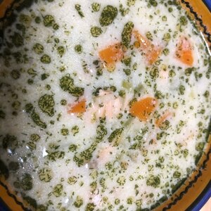 北欧の定番☆サーモンのスープ。
